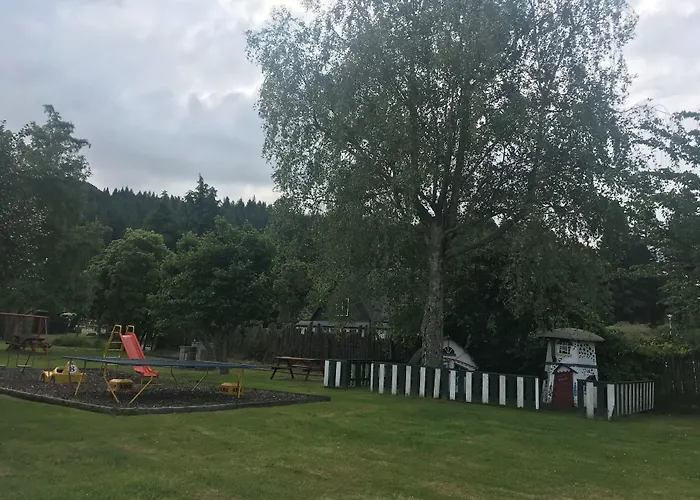 Fairy Springs Motel 4*